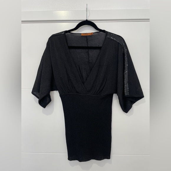 Belldini Black Deep V-Neck Batwing Sleeve Top Fitted Waist Ruched Blouse Size M - Picture 8 of 12